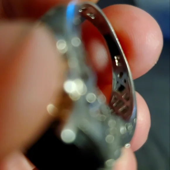 Ring - Picture 5 of 5